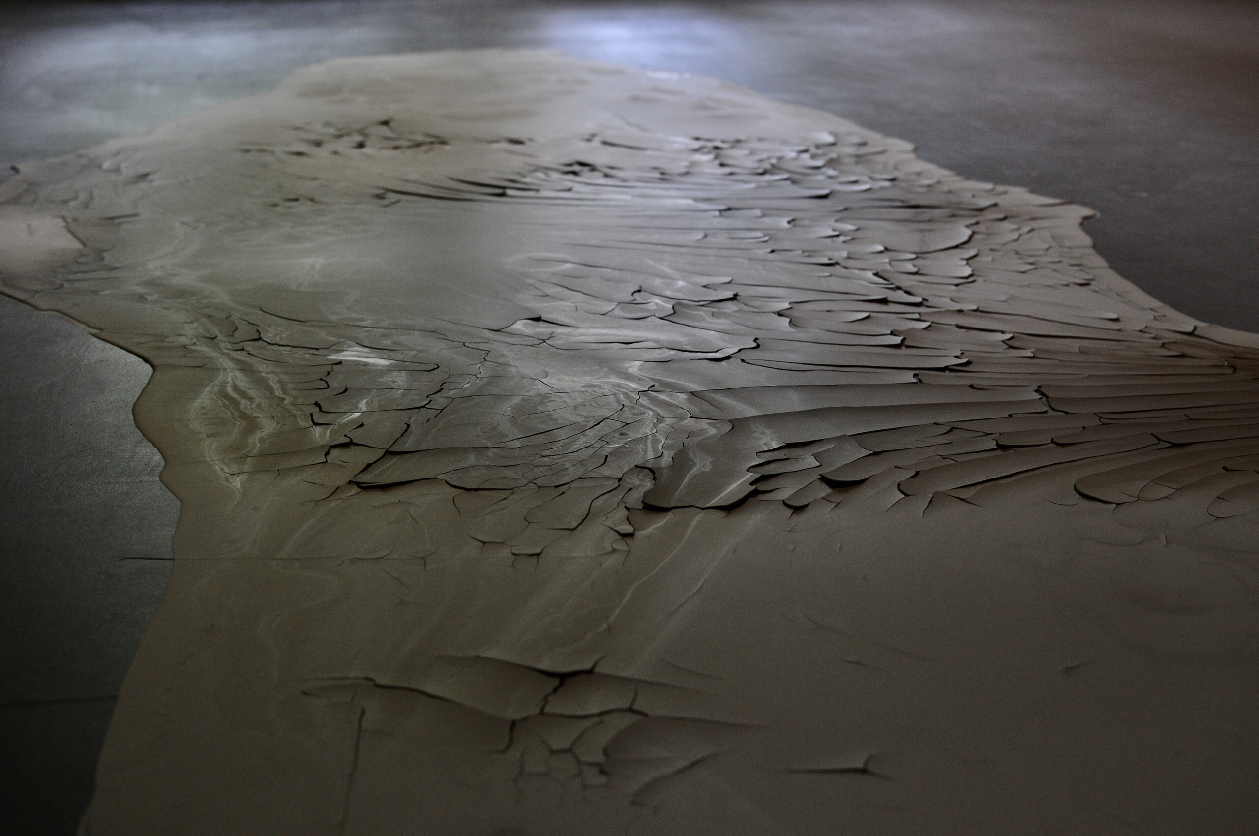 floor sculpture CLOUDS II by artist Laura Mahnke