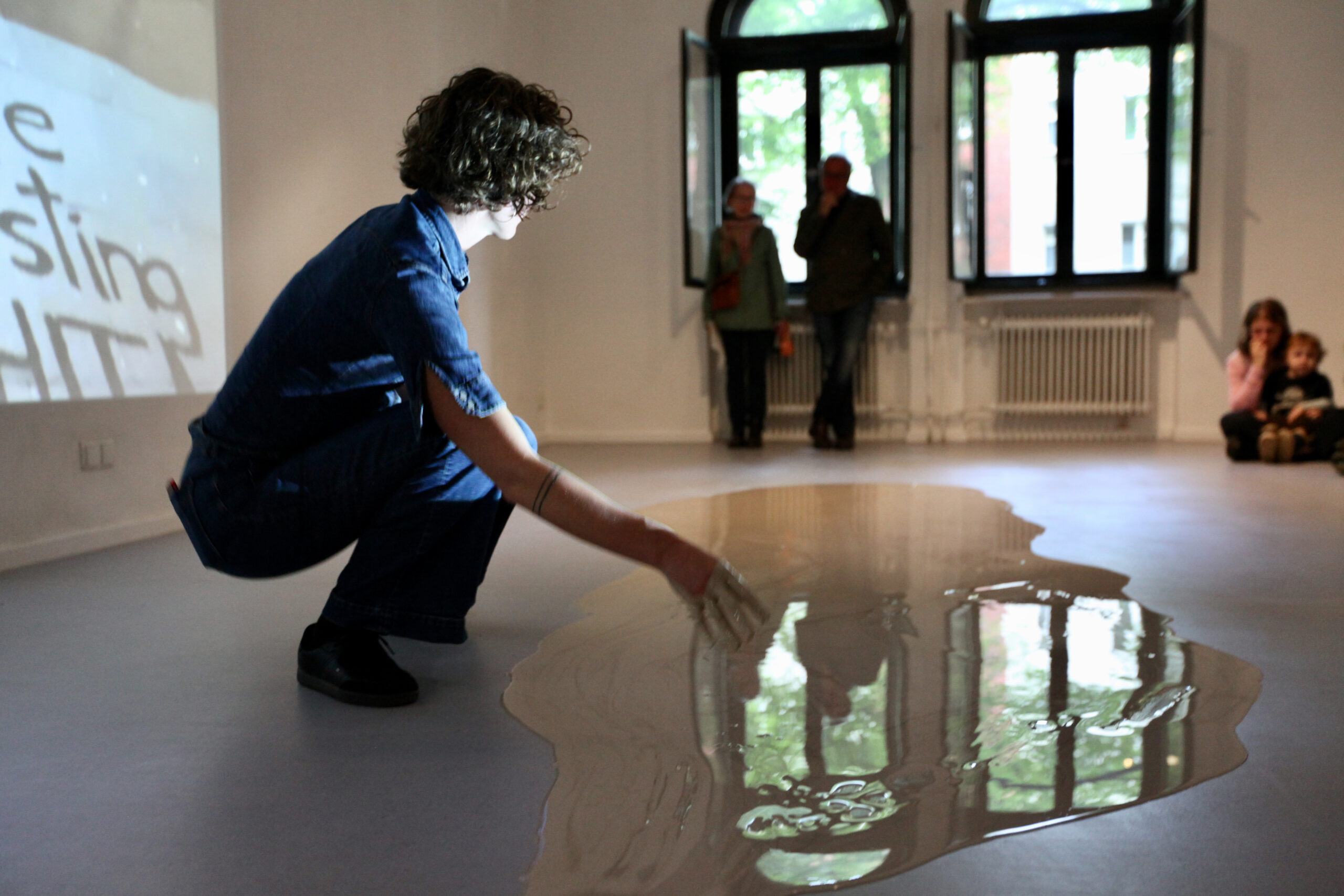 Pouring by artist Laura Mahnke