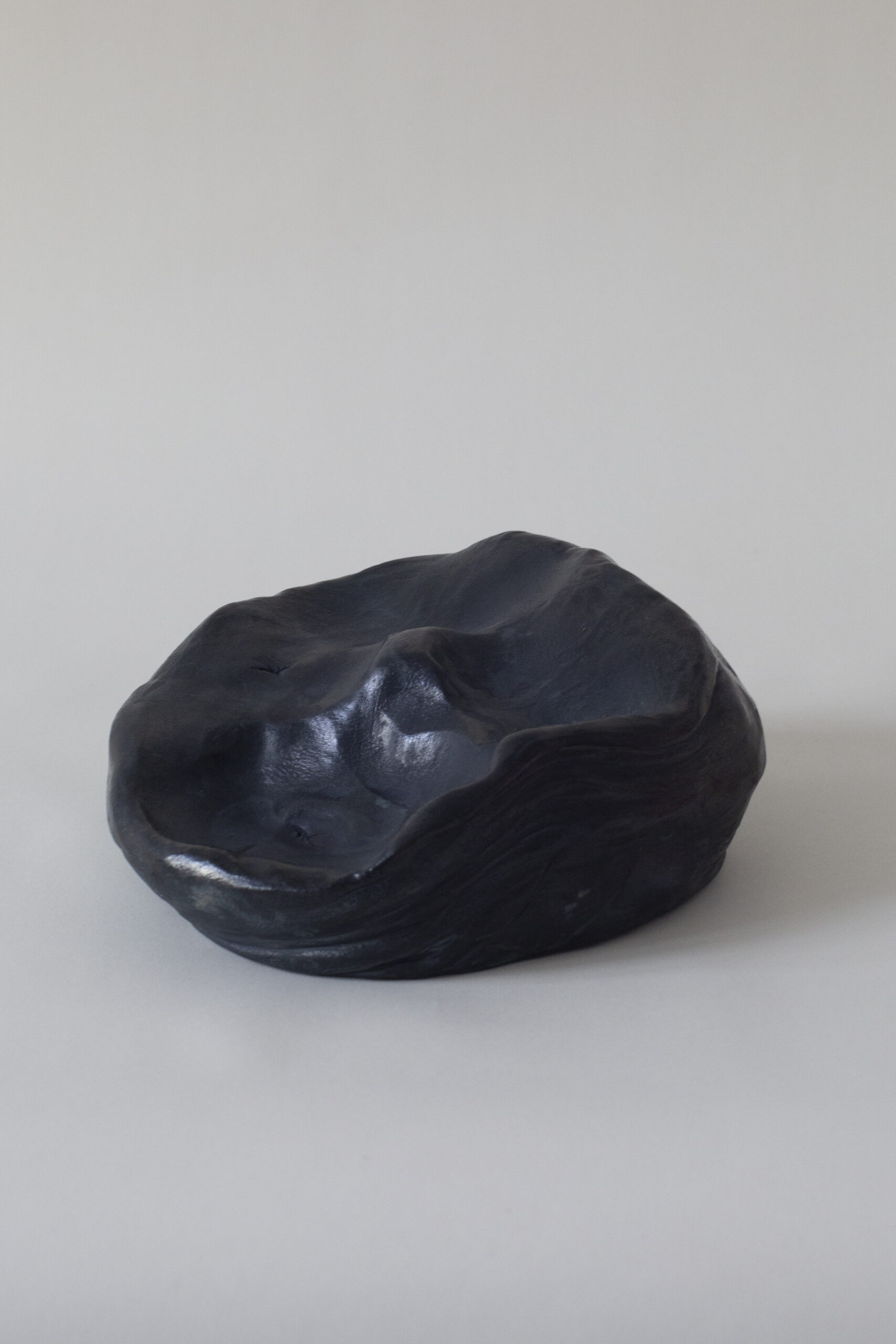 Artwork by Laura Mahnke - convex puddle, 2025